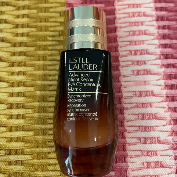 Estee Lauder Other - 😴 Estée Lauder Night Repair Eye 😴